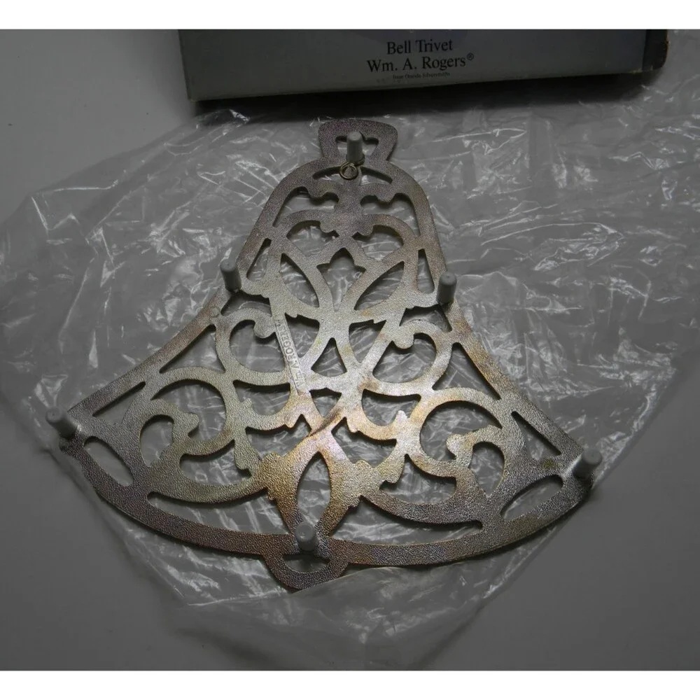 VTG Wm A Rogers Cast Metal Trivet Bell Shape Ornate Kitchen Oneida Made in USA